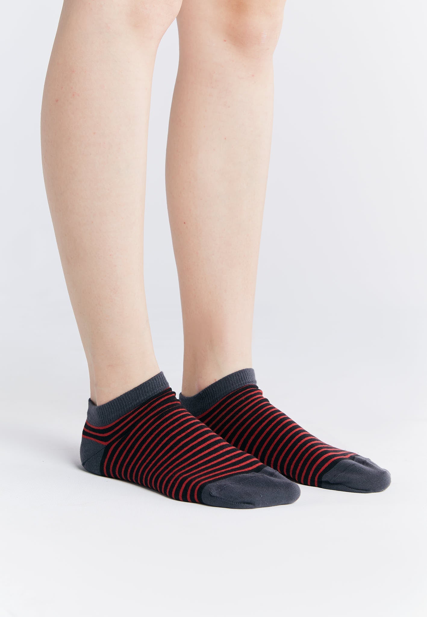 9322 | Unisex Söckchen - Kirschrot/Schwarz Gestreift (6er Pack)