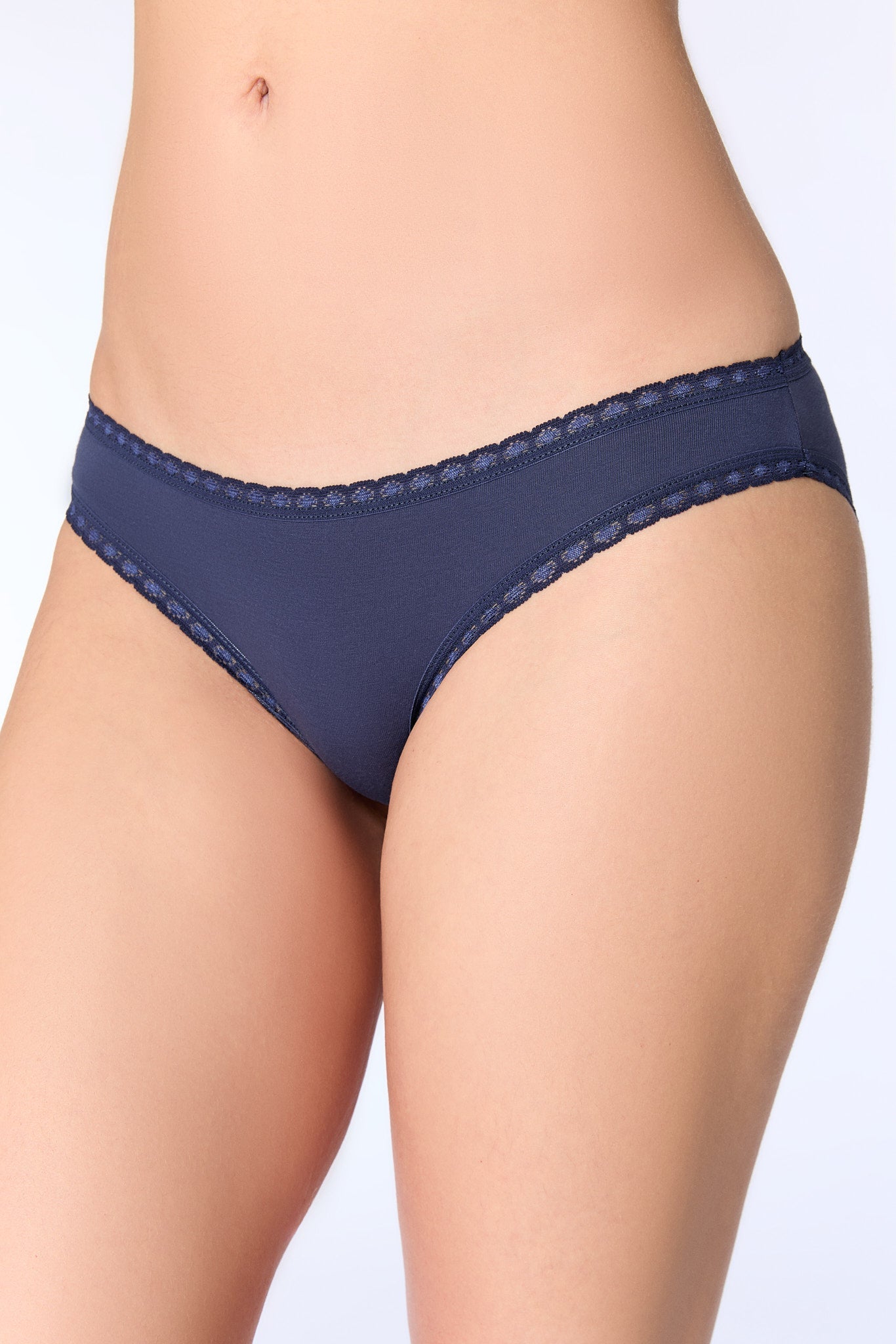 1111-027 | Damenslip mit Spitze - Dunkelblau